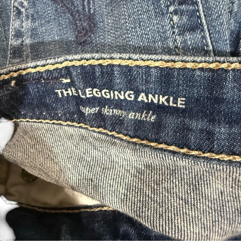 Ag Adriano Goldschmied stylish distressed